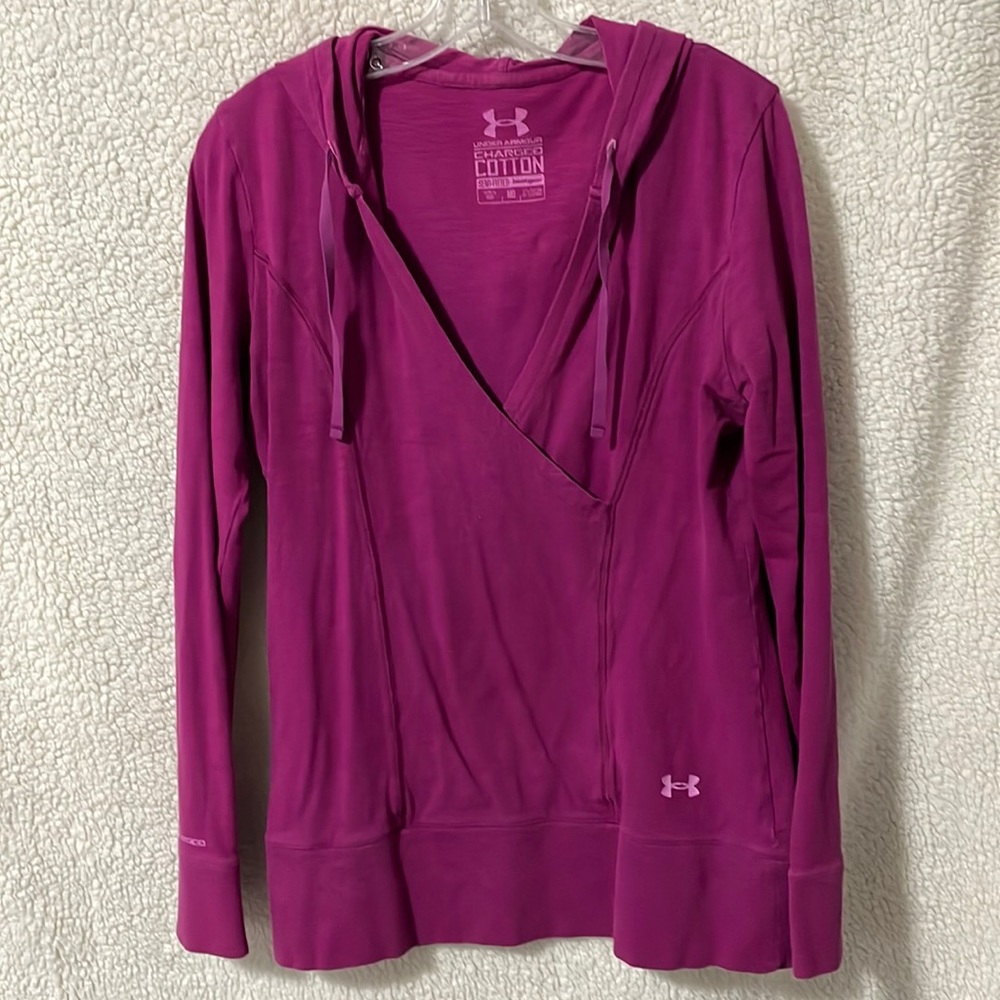 Under Armour Long Sleeve Hoodie T-shirt